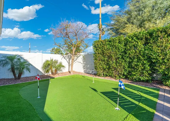 Arcadia 5br Oasis Pool Putting & Sleeps 12 Phoenix
