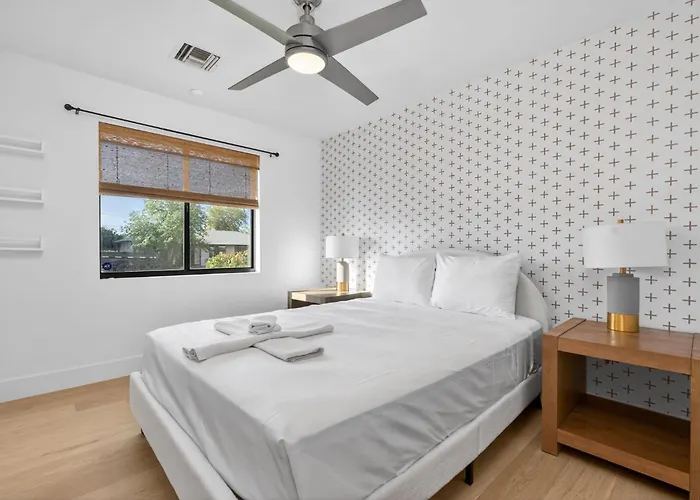 Arcadia 5br Oasis Pool Putting & Sleeps 12 *